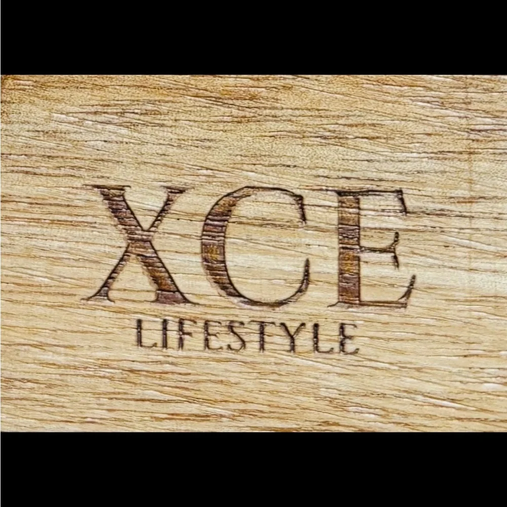 XCE Lifestyle Wooden Bath Caddy Tray with Expandable Design
